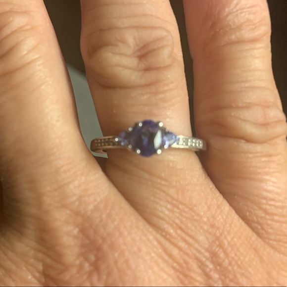 Genuine oval & trillion cut tanzanite zircon ring - Picture 11 of 14
